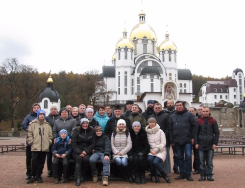 Бійців АТО, учасників реабілітаційного курсу у Зарваниці, провідав Митрополит Василій.(ФОТО)  